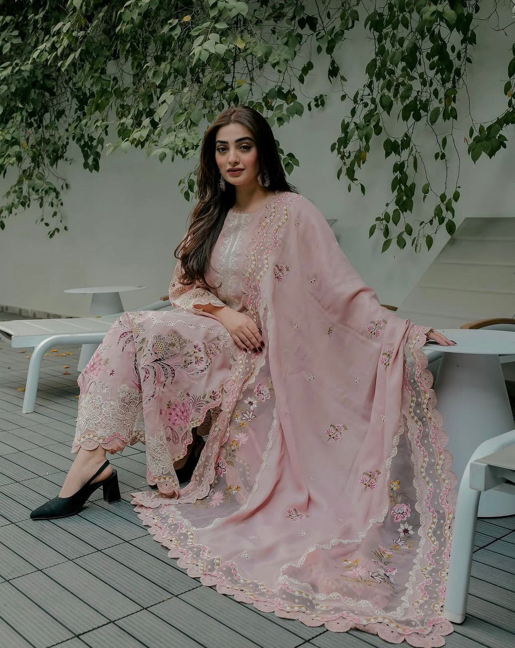 ANEELA’s WLUX-10A Chikankari Luxury  Embroidered Unstitched 3 Piece